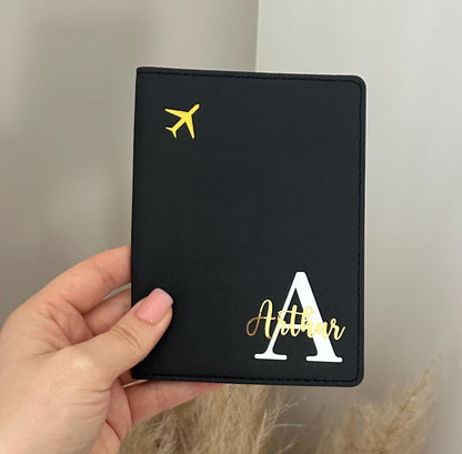 Protège passeport initiale