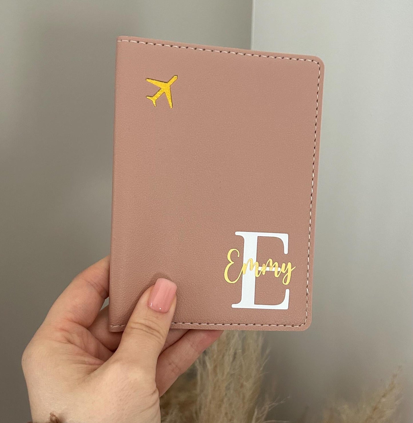 Protège passeport initiale