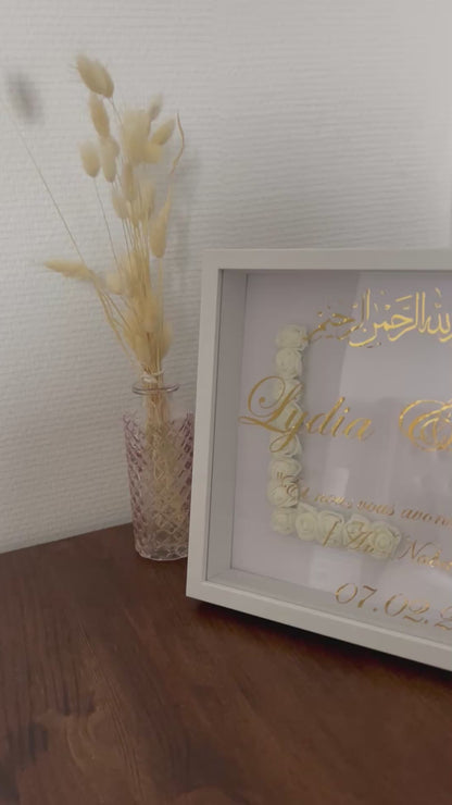 Cadre avec initiales fleurs